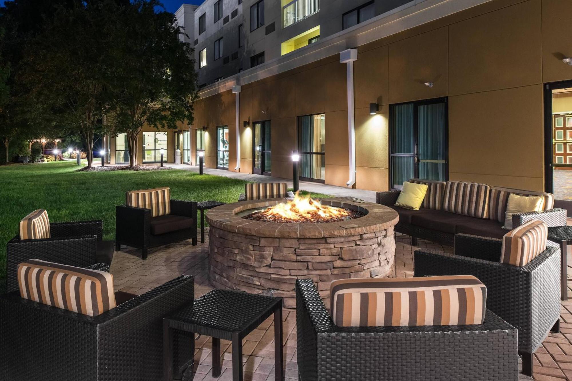 Courtyard By Marriott Charlotte Gastonia Hotel Luaran gambar